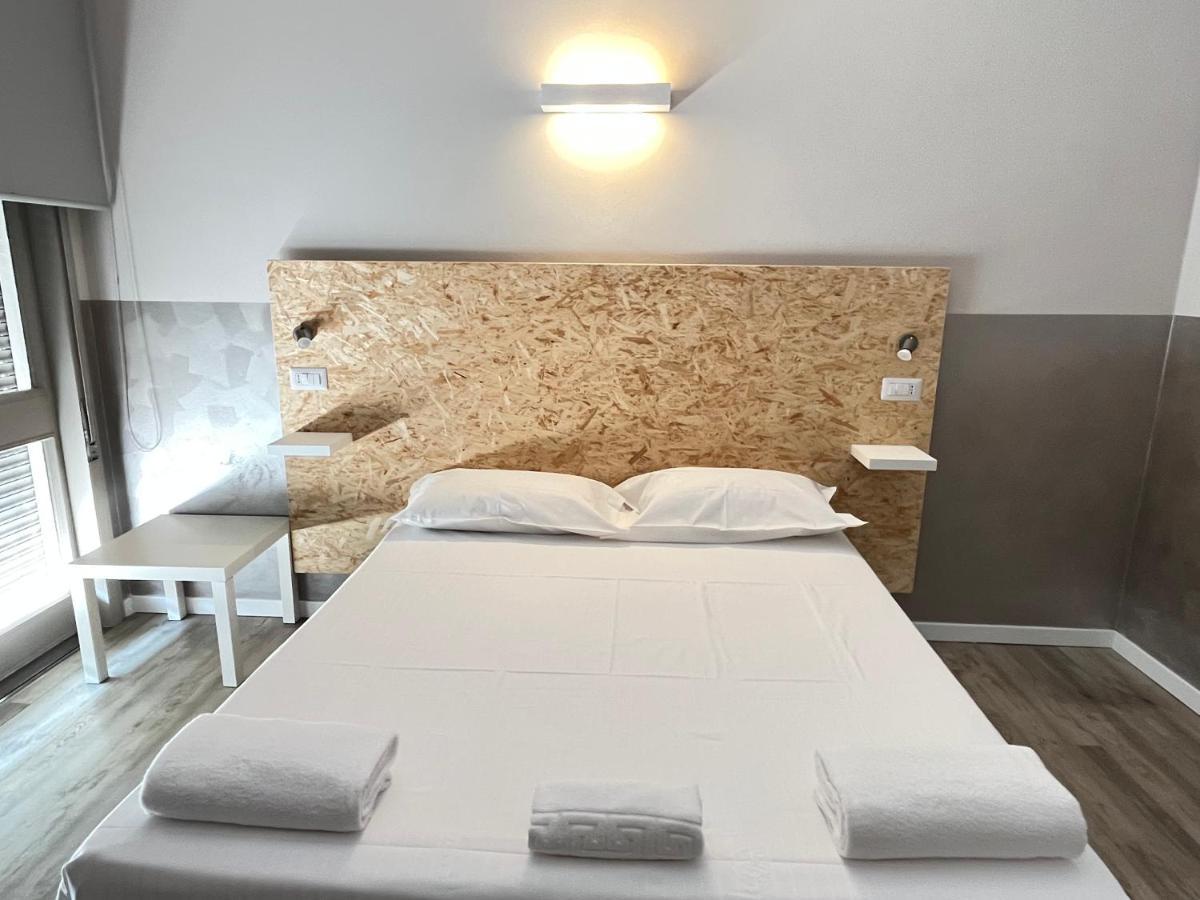 Automatic Self Check-in Guest house